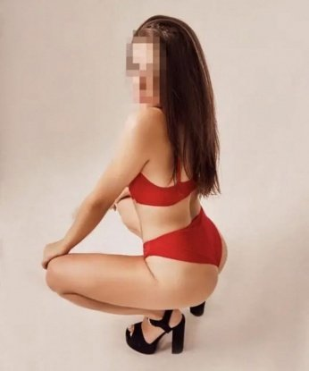 Со мной ты сможешь окунуться в мир страсти и наслаждений. Я умею создавать неповторимую атмосферу, где каждая встреча становится особенной. Мои услуги раскрывают все твои фантазии и желания. 💦
Я умею слушать и понимать, поэтому ты можешь рассчитывать на взаимопонимание и нежное отношение. Мои клиенты всегда остаются довольными и оставляют положительные отзывы. Ты можешь оценить все мои прелести на фото. 📸
Разнообразие моих услуг включает в себя классический и эротический массаж, стриптиз, оральный и классический секс, ролевые игры и многое другое. Со мной все твои мечты сбудутся. 🌟
Не теряй время, дорогой, и позвони мне прямо сейчас. Ты не пожалеешь о своем выборе, ведь я создам для тебя незабываемый опыт блаженства и удовольствия. Жду тебя в Москве, чтобы наши встречи были запоминающимися! 💋 9386, 20 лет